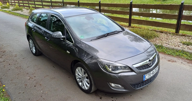 Opel Astra cena 27800 przebieg: 189000, rok produkcji 2011 z Tczew małe 596